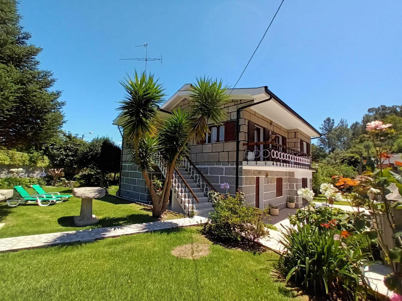 Vila Guia In Valdreu Braga Extérieur photo