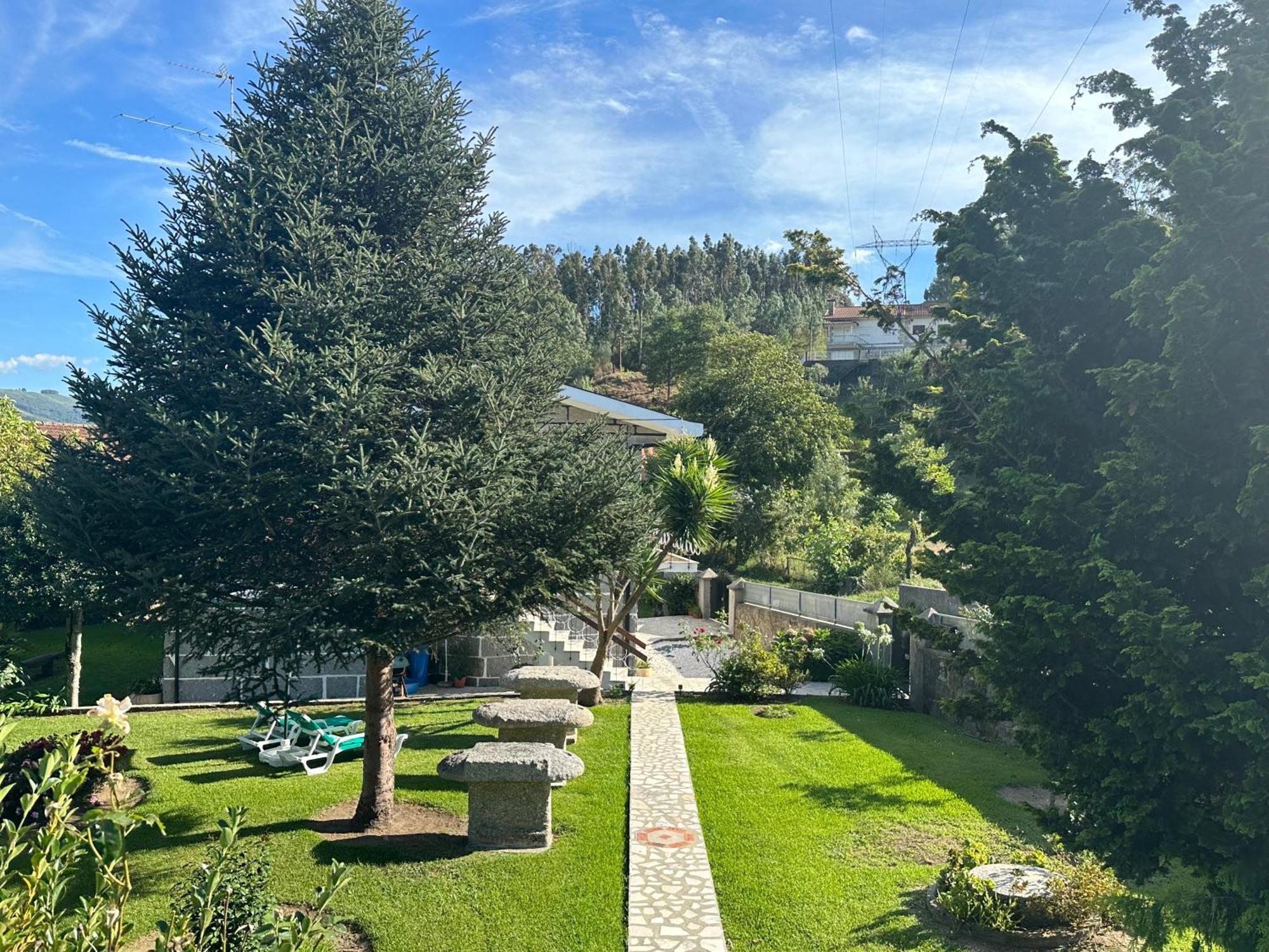 Vila Guia In Valdreu Braga Extérieur photo