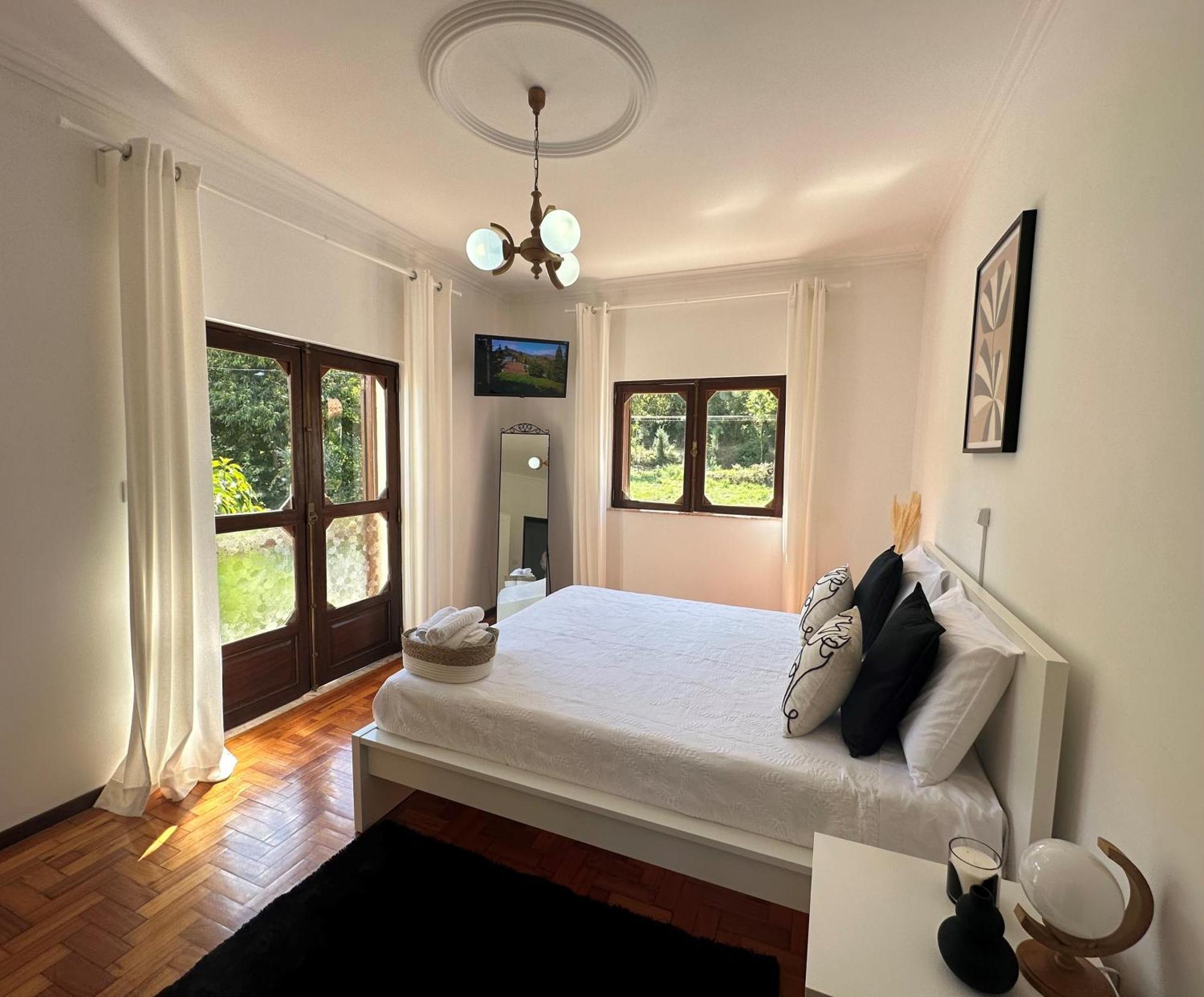 Vila Guia In Valdreu Braga Extérieur photo