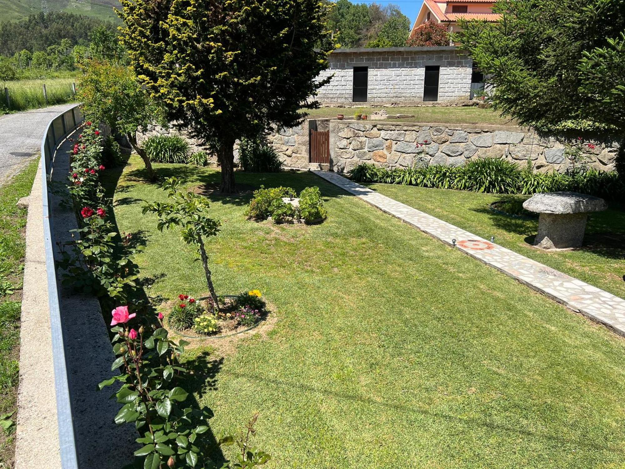 Vila Guia In Valdreu Braga Extérieur photo